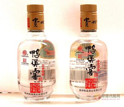 52度鸭溪窖酒·精品雷泉100ml